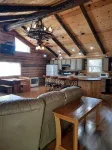 Hand Crafted Log Cabin, minutes away from your outdoor adventure