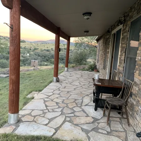 Cozy Home With Mountain Views Near Davis Mtn State Park and McDonald Observatory