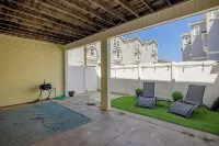 Top Rated!!  Poolside Ground Floor Master Br Walk to New Brewsters & the Beach