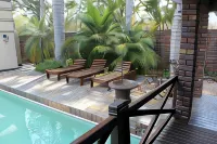 Royal Game Guest House - Swimmingpools