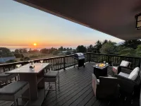 Panoramic Ocean View - Game Room - Fire Pit - Large Deck - Casino - Redwoods - 4-Star