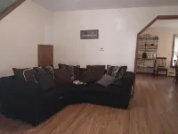 Cozy two bedroom House - Wi-Fi