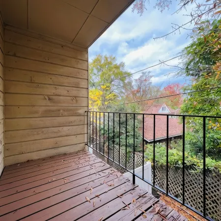 Modern Townhome w/ Balcony • Walk to FUSE Stadium