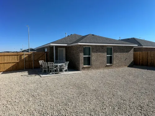 New Charming 3-bedroom home each w/TVs, 6 Beds, 2 Full Bath, Corner lot parking.