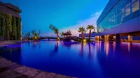 FUGO Hotel Samarinda - Uima-altaat