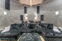 New barndominium with a theater room, AC, large gourmet kitchen with views