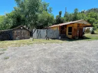 BaseCamp - Rustic Cottage in Collbran