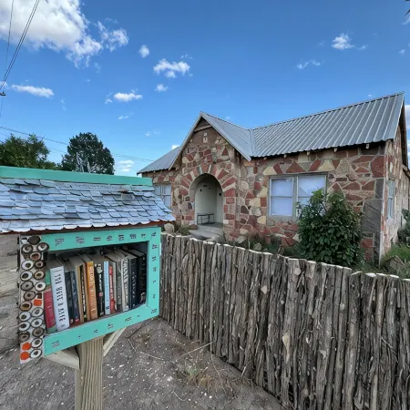 Fossil+Folk House in the heart of Fort Davis