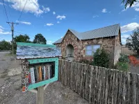 Fossil+Folk House in the heart of Fort Davis
