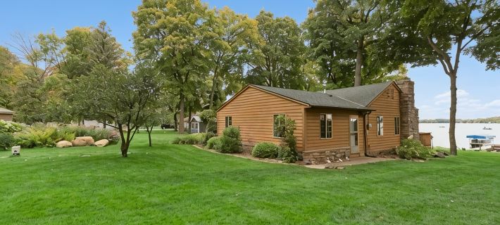 Cozy Clean Waterfront Cabin on Sugar Lake - Ice Fishing, Ski/Snowboard Nearby Hotels in Wright County