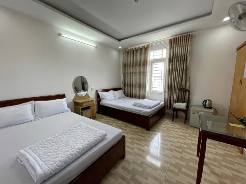 Dong Tay hotel - 2-Star