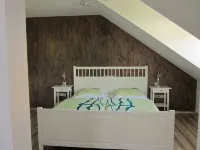 State-of-The-Art New, Large Apartment, up to 6 People, Family-Friendly, - 2 ดาว