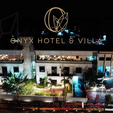 Onyx Hotel & Villa