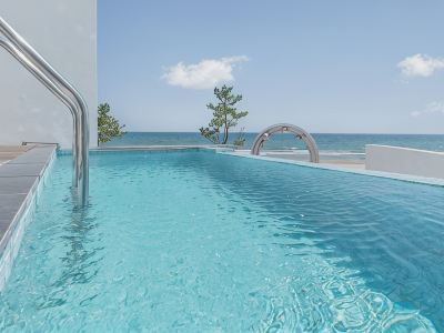 Pohang the Sea Shore Pool Villa
