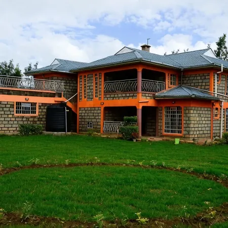 Serian Vacation House