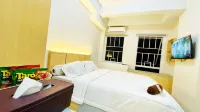 Patraland Urbano Apartment by SiniBobo - Apartments