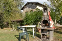 Country villa with private pool and garden great for families, groups