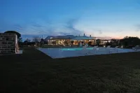 Tenuta Cesarina - Pools