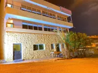 Jordan Guest House - Kitchens