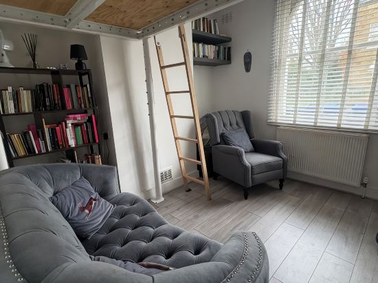 1 Bed Garden Flat (with 2 Sleeping Beds) for London Bookings Near Tower Bridge