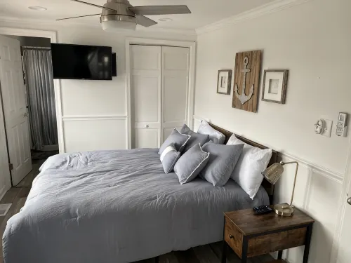 Comfortable 2 Bedroom 2 Bath Apartment - 3-Star
