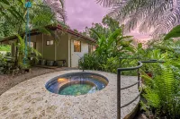 Pacifica- Spectacular Views, On-site Staff, Gated Community-Paved Road Access -  Holiday Villas
