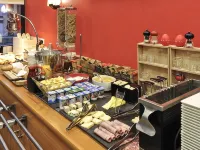 宜必思勒皮中心飯店 - 早餐