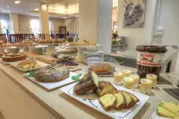 Hotel Boemia - Desayuno