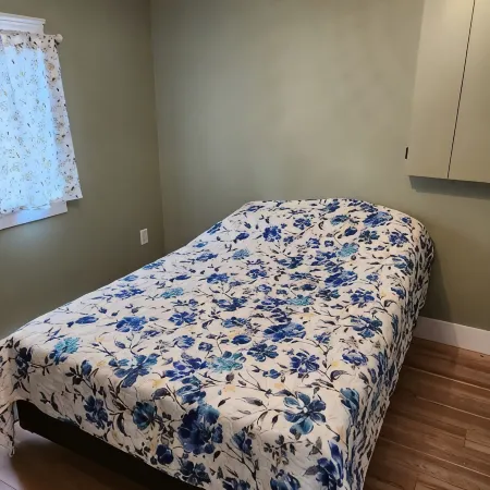 Cozy Two Bedroom North Shore Cottage
