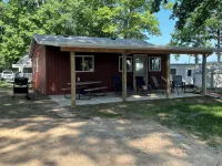 Cozy Lake View Cottage in Awesome Greenville with WiFi, AC - 4-Star