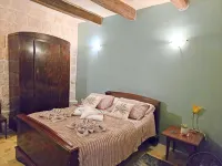 Traditional Maltese 2BR - Near Valletta - Condos