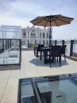 La Casa Mia Leon