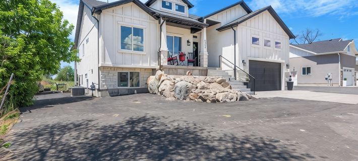 Luxury 6Br |Hot Tub |Private Pickleball |Sleeps 15 Hotels in Weber County