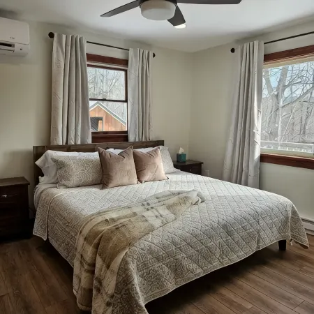 Private, Mountain Views, Close to Horse Show Grounds, Lake Placid and Hiking
