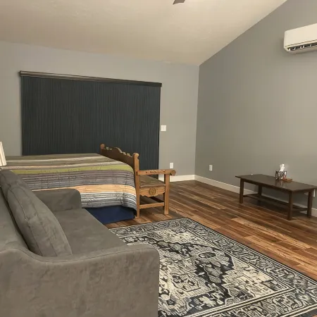 Spacious Guest House with an Awesome View in Paulden, near Gunsite Academy