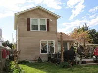 3-bedroom house in charming Colonial Beach with AC, WiFi Hotels in Colonial Beach