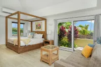 Grand Hawaiian Retreat–Volcano & Golf Course Views, Beach Club, Pool, Golf Carts