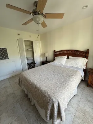 Perfectly located Condo in Frigate Bay.