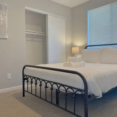 Charming 4-bedroom house with AC and WiFi in fantastic Milpitas