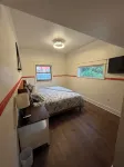 Charming 2-bedroom House in Uptown Butte - Homestays