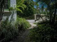 Expansive views of the south coast shopping and entertainment all within 10 min walk.