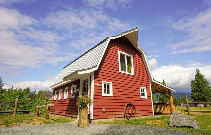 Stay in the Barn! Bedroom in the Hayloft!
