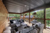 Ledgerock Cabin – Elegant 3BR Retreat in Tall Timbers Resort