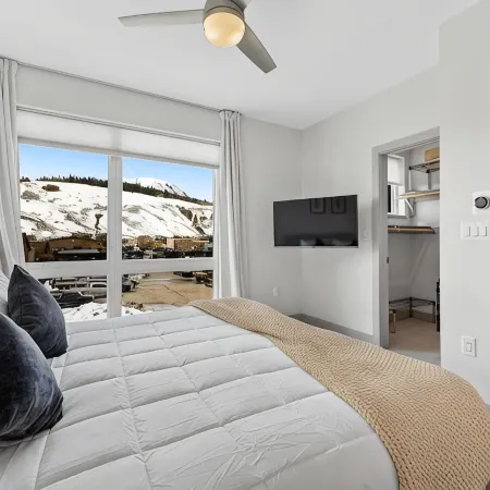 Contemporary luxury home in the heart of Silverthorne
