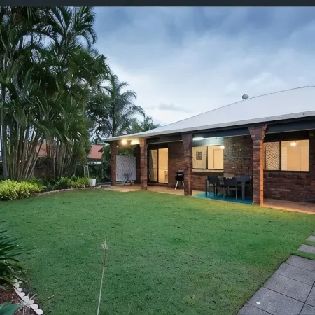Mooloolaba Beach House- Pet friendly
