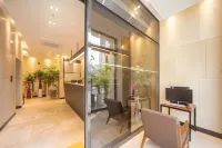 Gwangju Hound Hotel - Dağ Manzaralı