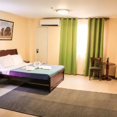 تايم ترافلرز هوتل Hotels near روبنسون بلايس مانيلا