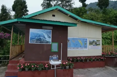 Vamoose Khaling Hotels in 