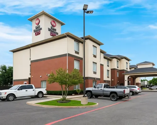 Best Western Plus Lake Dallas Inn  Suites Hotels in Denton County