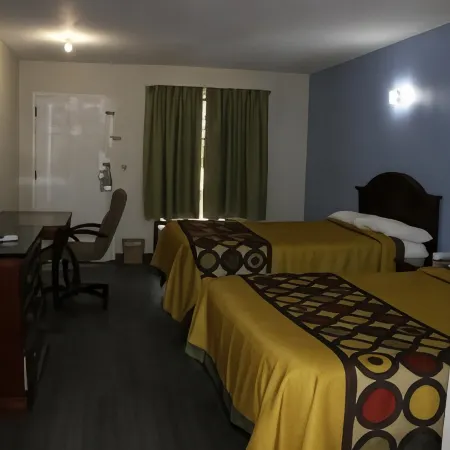 Relax Inn Canton
